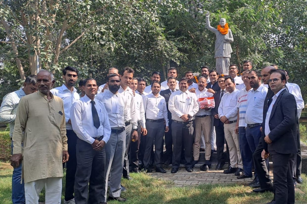 Bar Association members celebrated Sardar Patel's birth anniversary