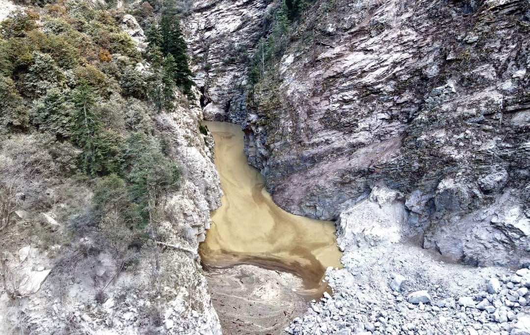 Leakage from lake built in Segdi drain, no danger