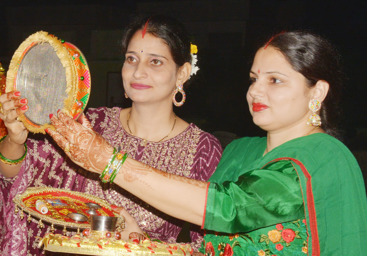 The festival of Karva Chauth was celebrated with great pomp