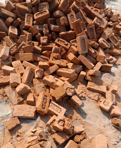 MLA warns officers on scams in road construction