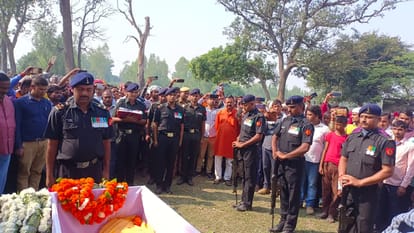 Soldier's dead body cremated with state honors