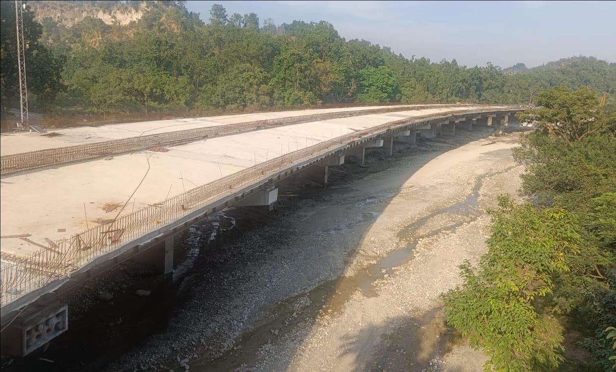 Vehicles will run on the expressway, Gajraj will pass from below