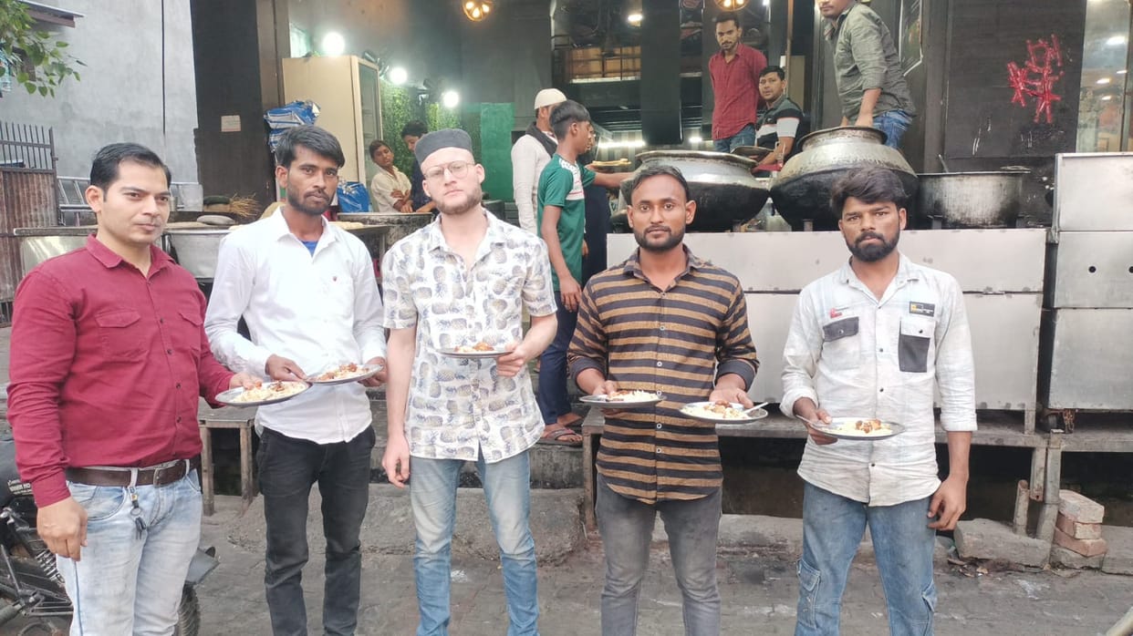 Kohli kept scoring runs in Mumbai, customers kept getting discounts