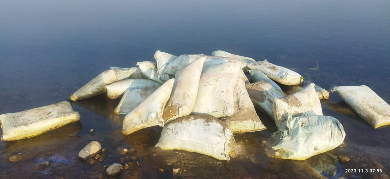 25 bags of government cement thrown into Beas river