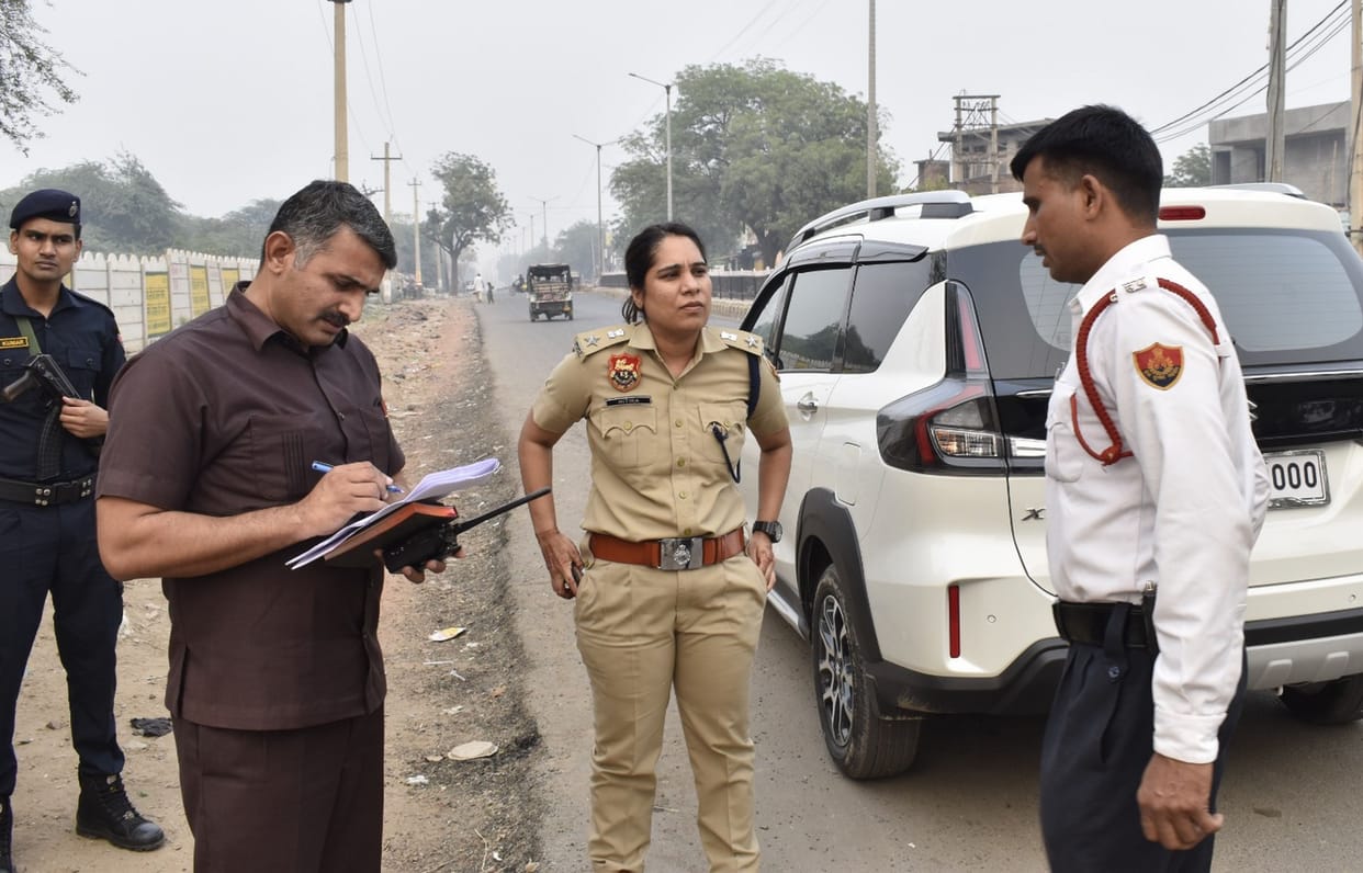 Police caught the bike riders who escaped after breaking the woman's chain after an hour.