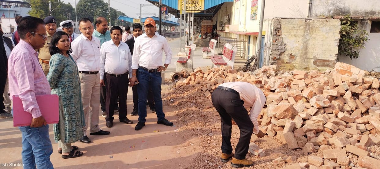 Railway station: The work of first charan will be completed by 31st March