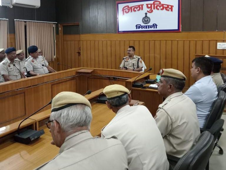 Vigilance increased at border points during festive season, police will remain alert in markets also