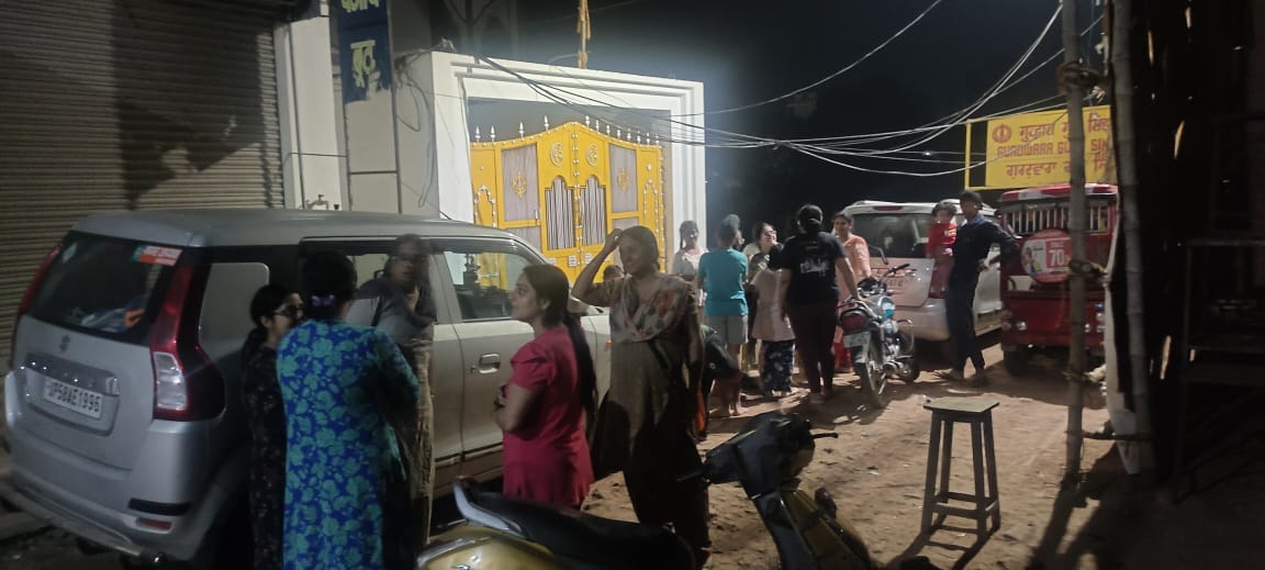 The night was spent in terror, there was talk of earthquake throughout the day at intersections.