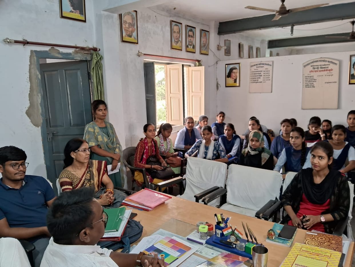 poetry reading organized in hrpg