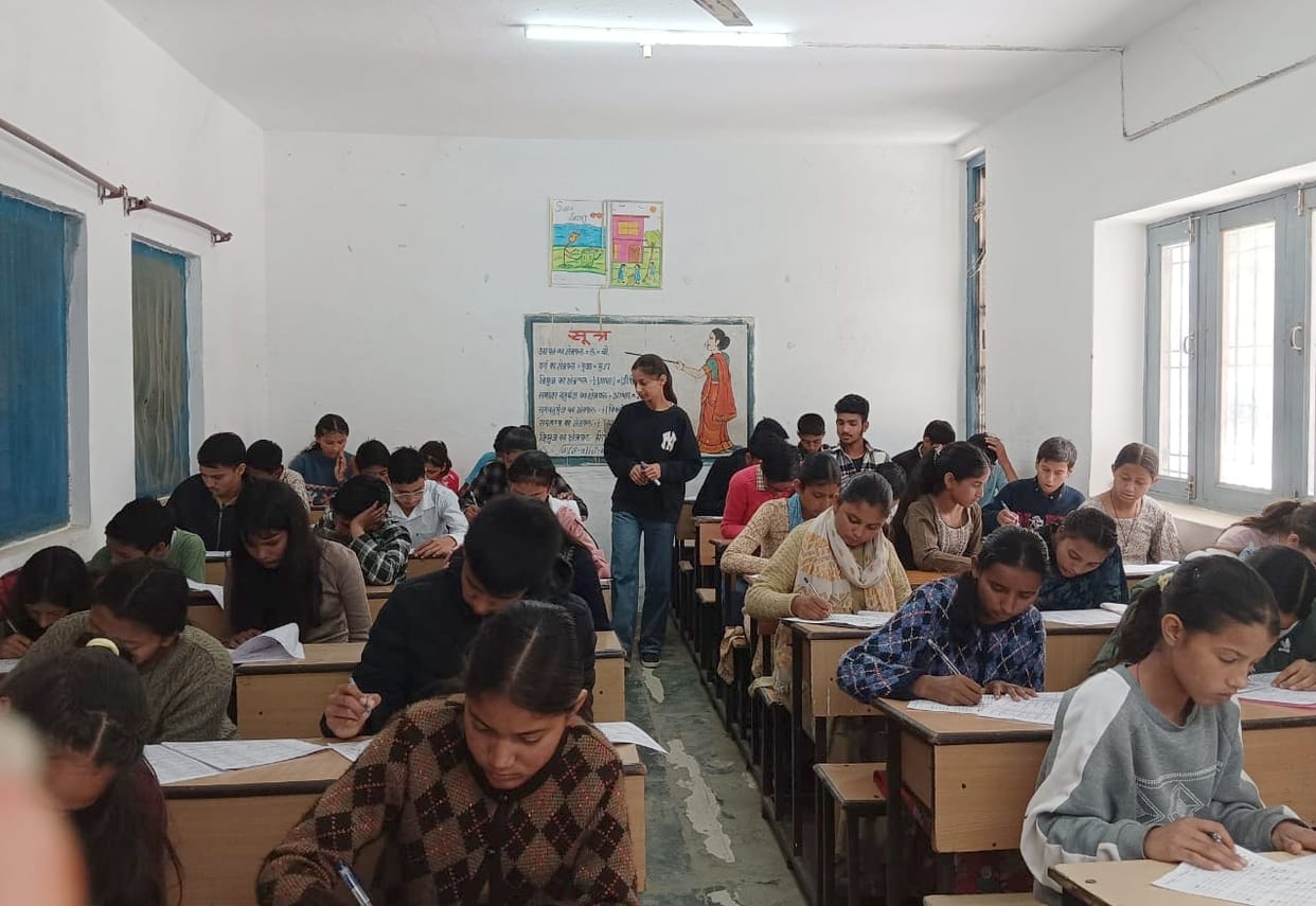 1,975 students took the general knowledge exam