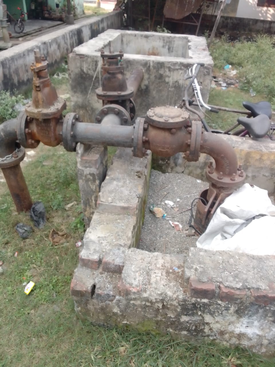 Even though there is an overhead tank, the residents of Kanshi Ram Colony are yearning for water.