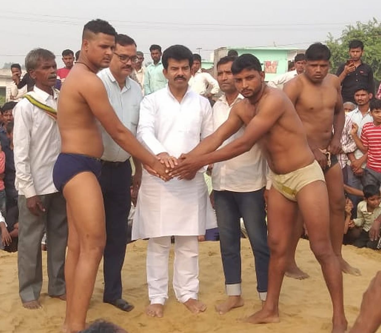 Wrestler Vishal captures District Kesari Shield