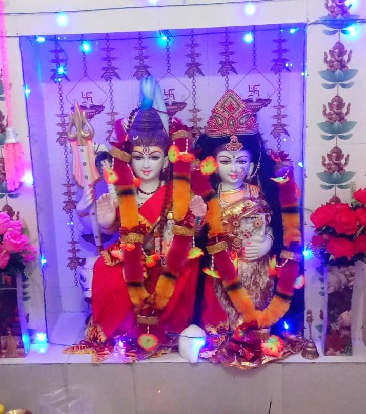 Shiva family established in Shiva temple