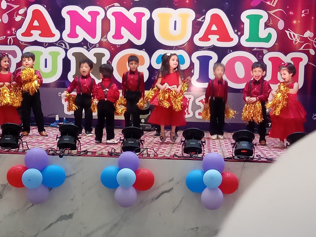 Colorful programs organized on the annual day of the school