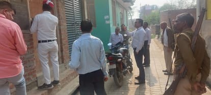 Sub Collector found closed shops sealed