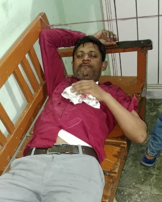 Bike riding miscreants overtook Bolero and looted Rs 2.5 lakh