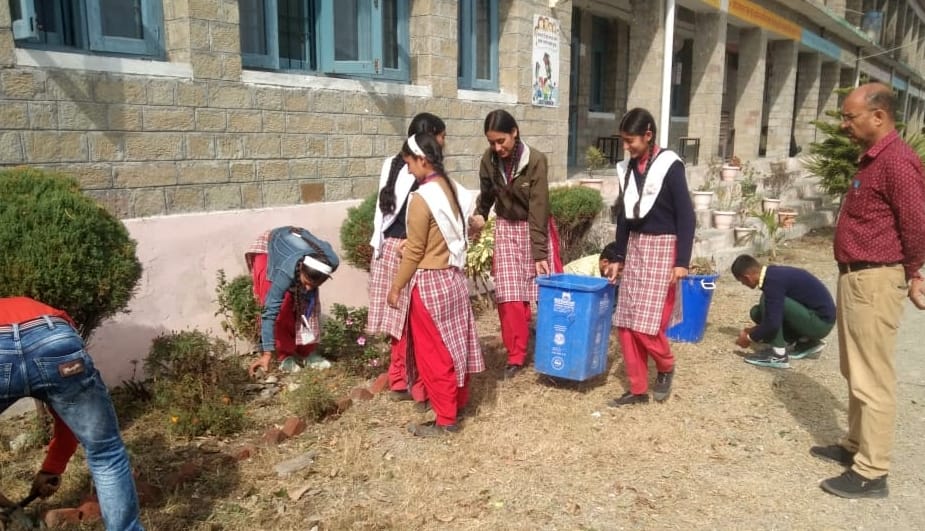 nss volunteers organised safai abhiyaan in jamna school