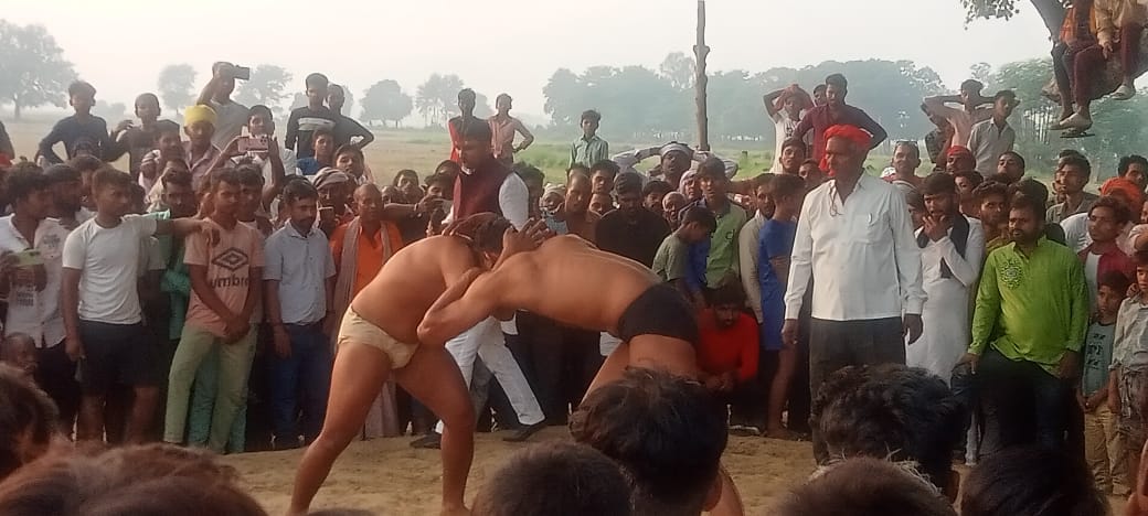 Mulayam's move showed the sky to Navneet