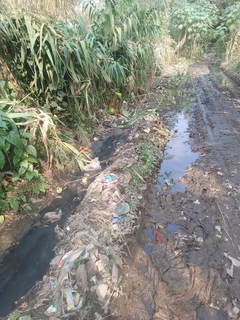 Traffic closed due to waterlogging on Purva-Suvarhawa road