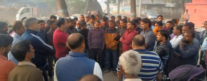Employees boycotted work due to not getting PF and bonus