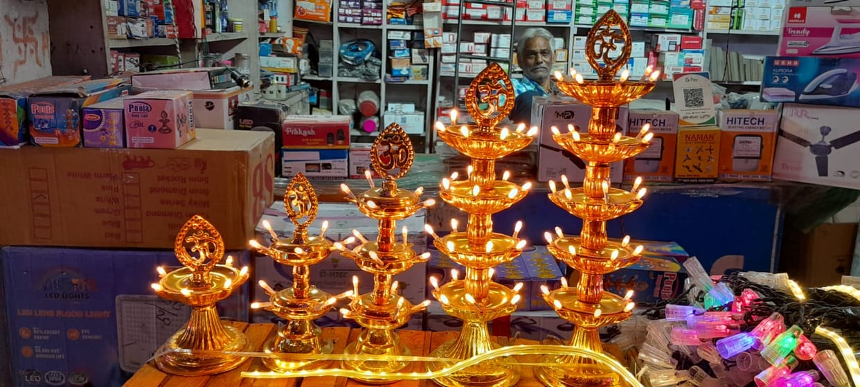 Electric market lit up before Diwali