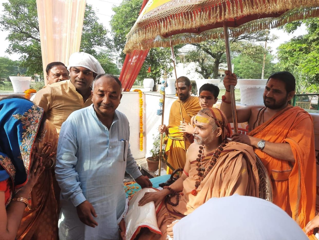 The path to peace will be found not by money, but by investing it in religion: Swami Avimukteshwaranand