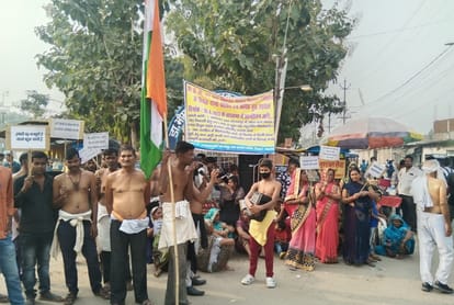 Procession taken out half naked, jammed