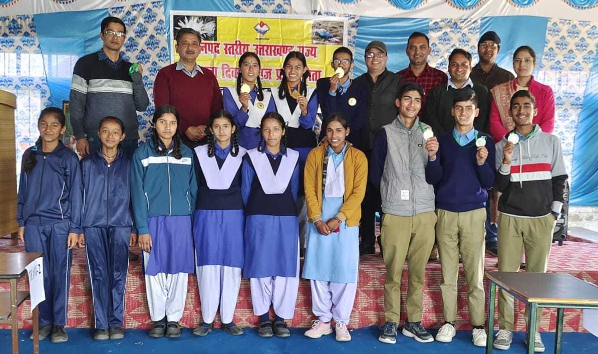 Three students of Champawat will participate in state level quiz