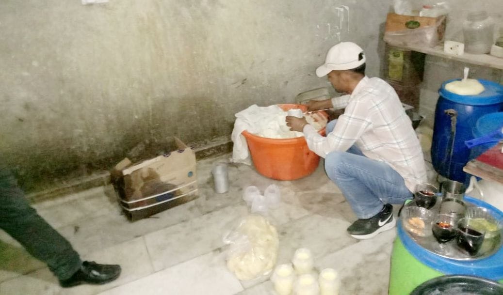 Cream and ghee found spoiled at dairy, got destroyed
