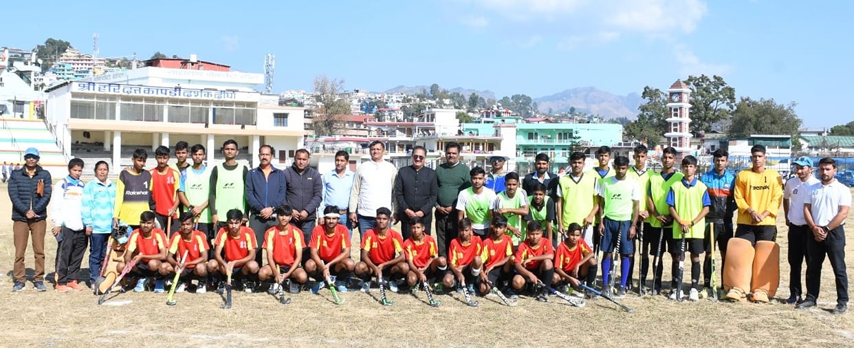 Champawat, Pithoragarh and Dehradun won in state level hockey.