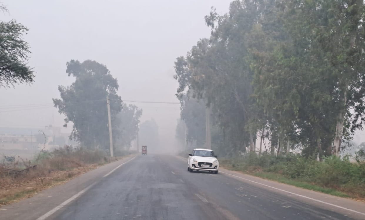 The city is suffering from pollution, construction work continues even after the ban