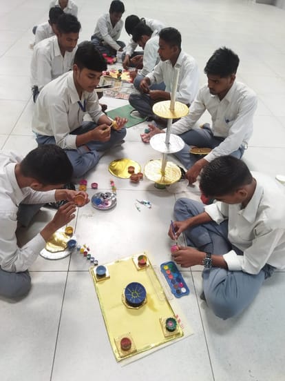 Yash Verma stood first in lamp decoration competition