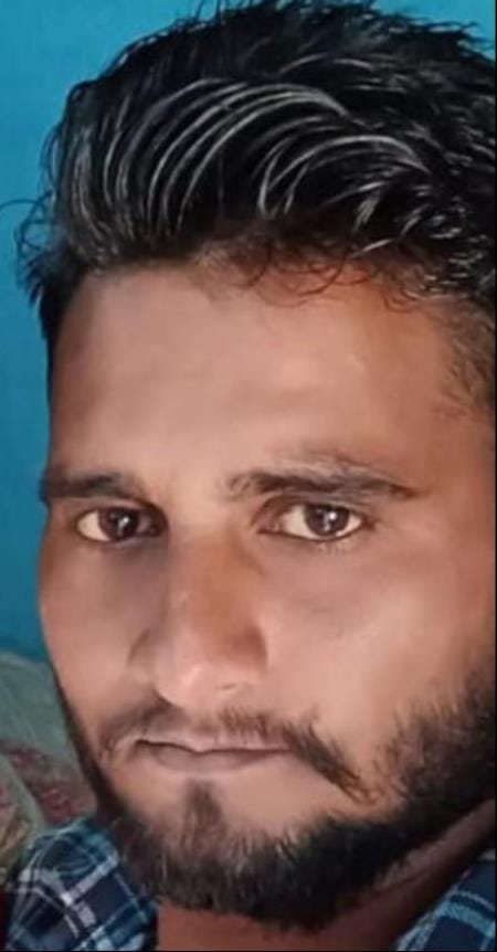 Nishu's dead body cremated in a sad atmosphere in Ratanpuri