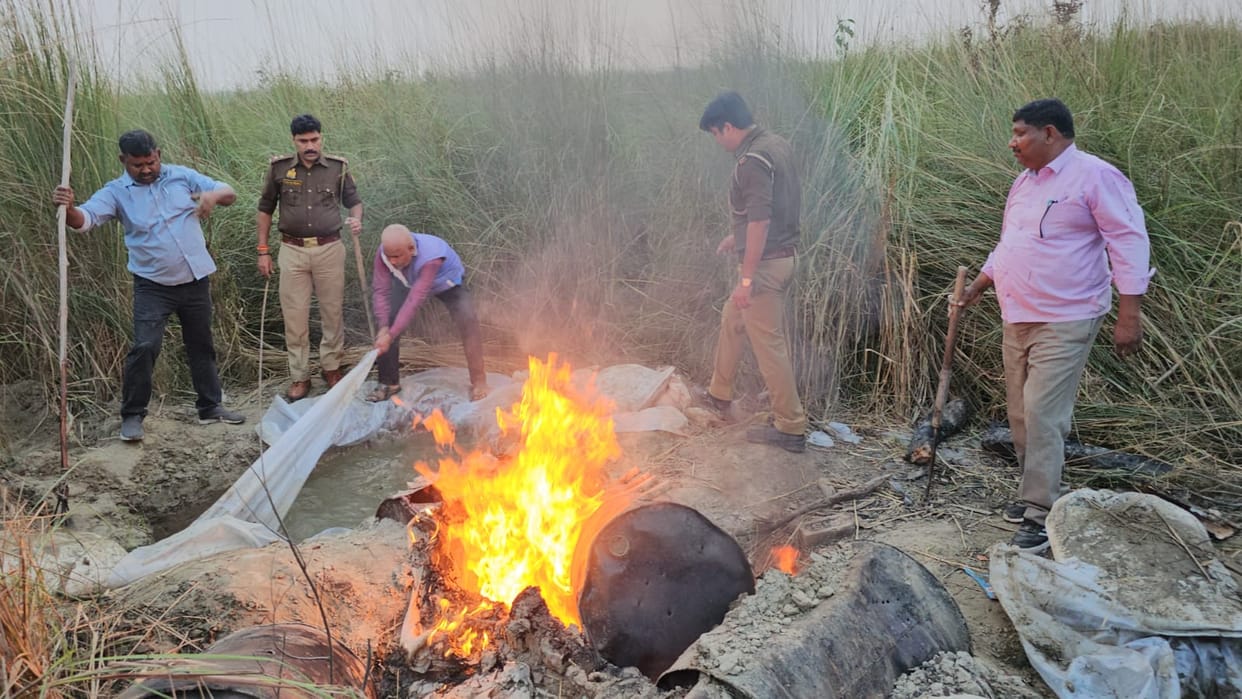 Raw liquor furnaces found burning in Chitauna