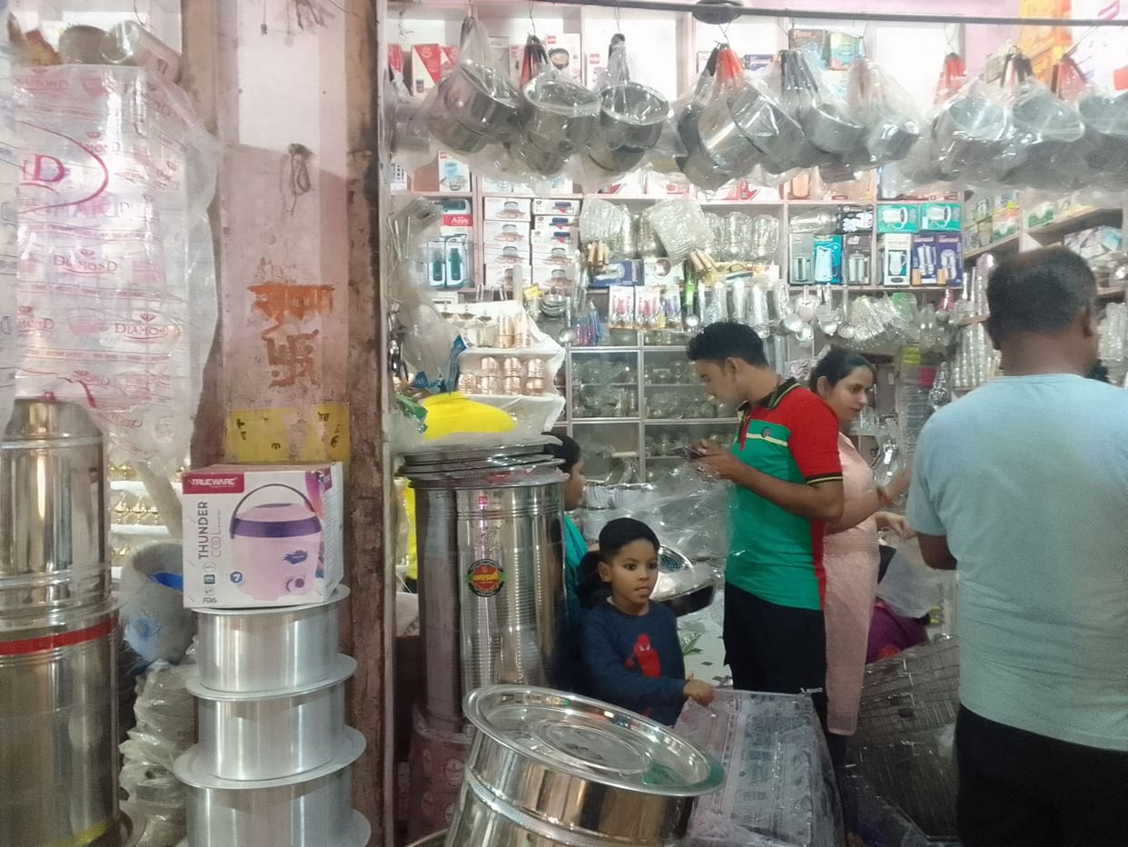 Market ready with attractive offers on Dhanteras