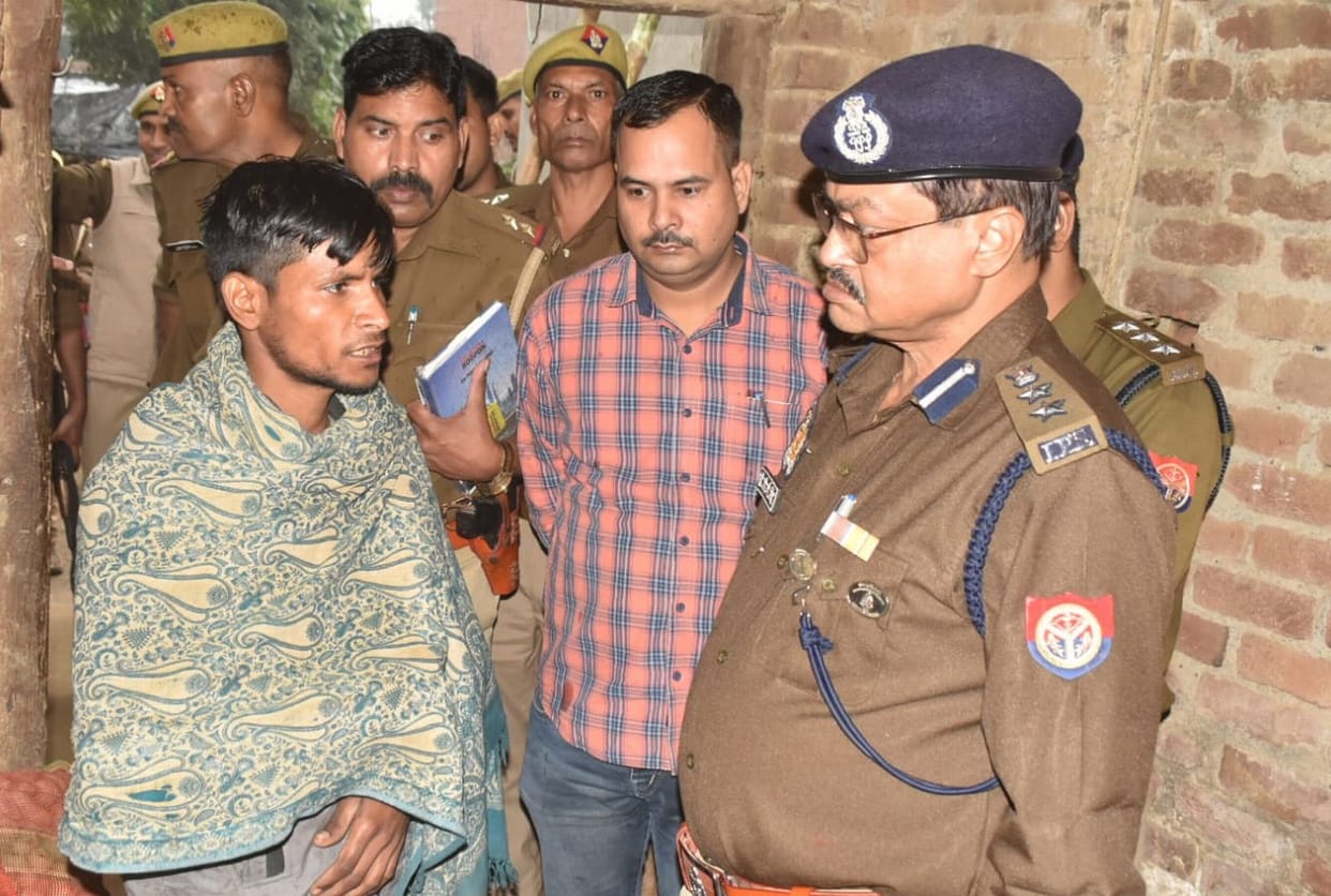 Police suspect - someone close to him is the murderer of the village head