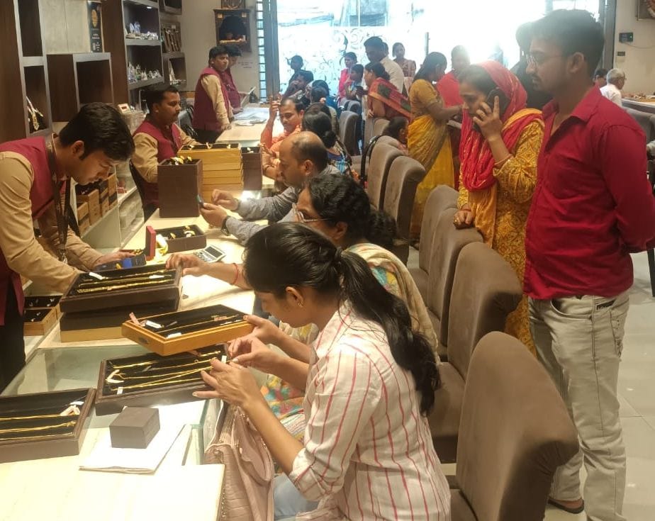 Dhanteras: Money will rain today, there will be huge shopping
