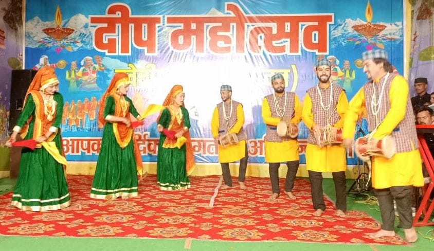 Madhuli Hit Dagda, Pahad Junla...