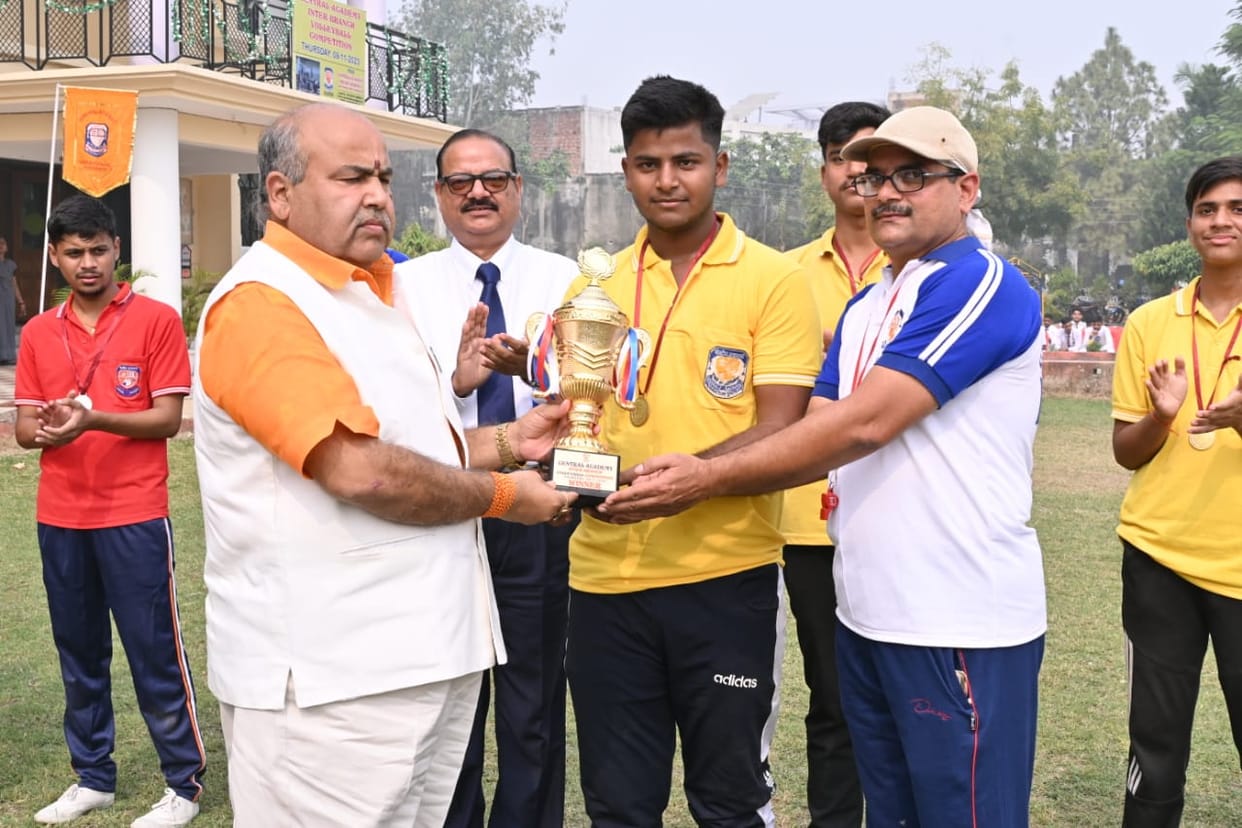 Deoria won the decisive match, became the winner