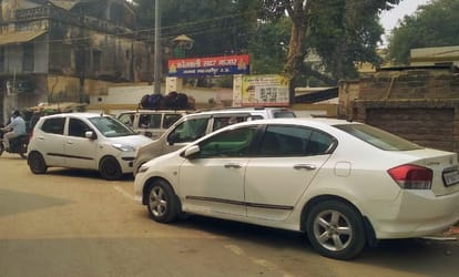 City facing traffic jam after route diversion