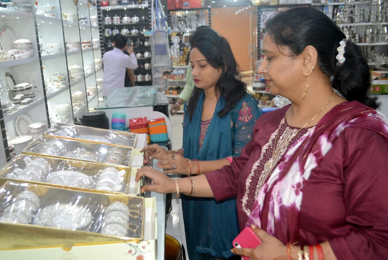 Market is ready on Dhanteras, expectation: business worth Rs 90 crore