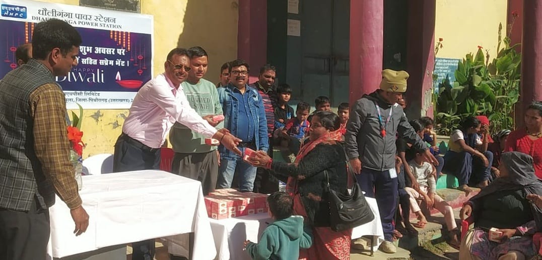 Sweets distributed to disaster affected families in Dharchula