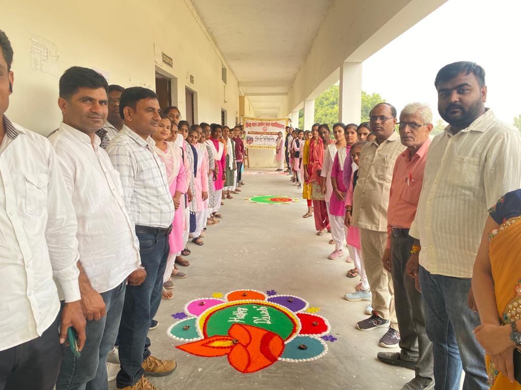 Kaveri team got first place in Rangoli, Alaknanda got second place.