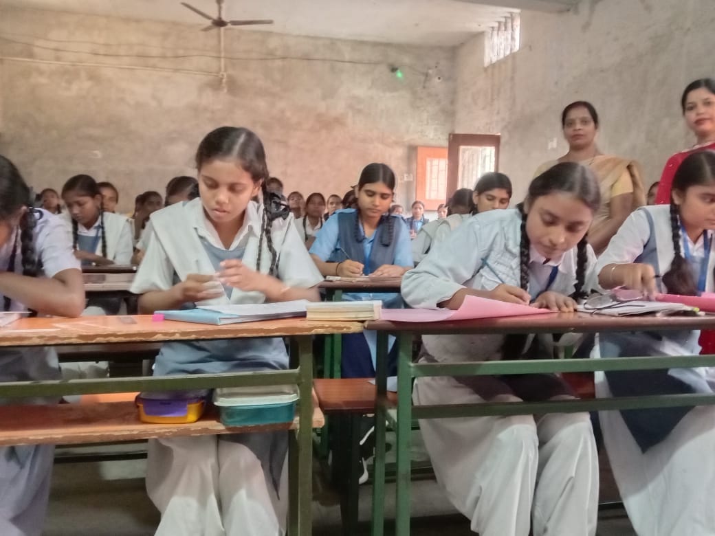 Quiz and painting competition held on Ayurveda Day