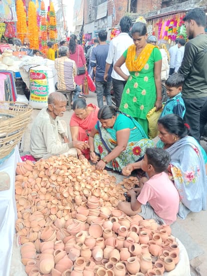 Lots of lamps were sold on Chhoti Diwali, potters looked happy