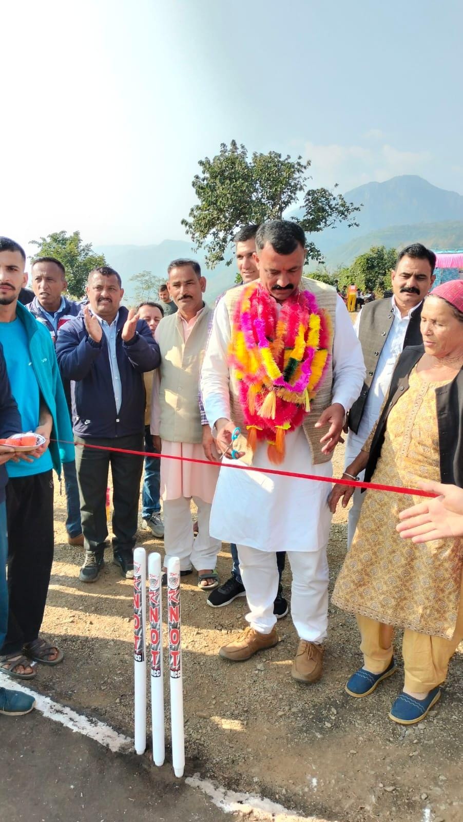 cricket pratiyogita begin in giripaar aanjboj