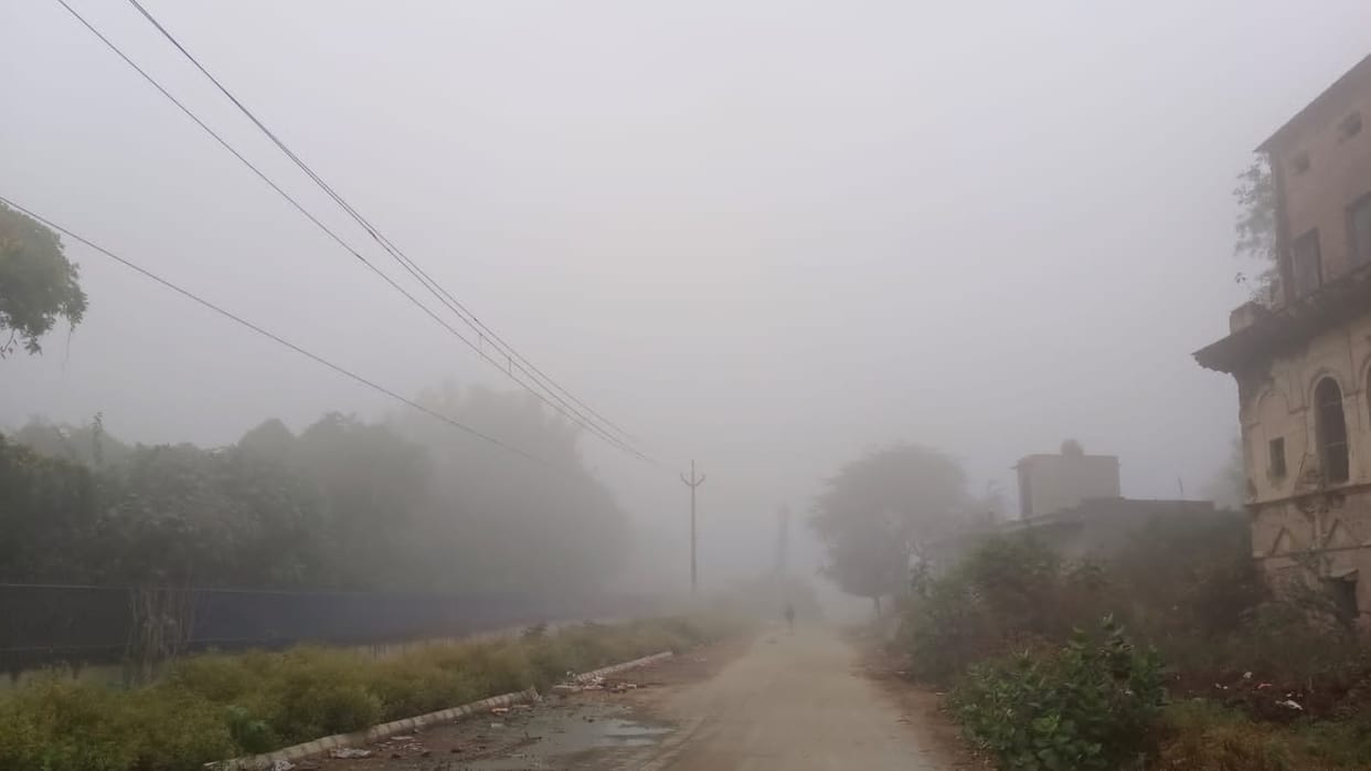 Cold increased after rain, effect of fog visible