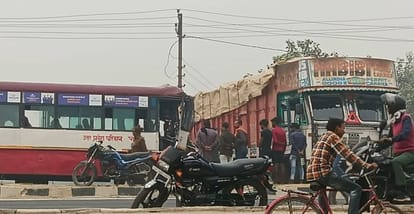 Pitalnagar depot bus collides with truck, driver dies...