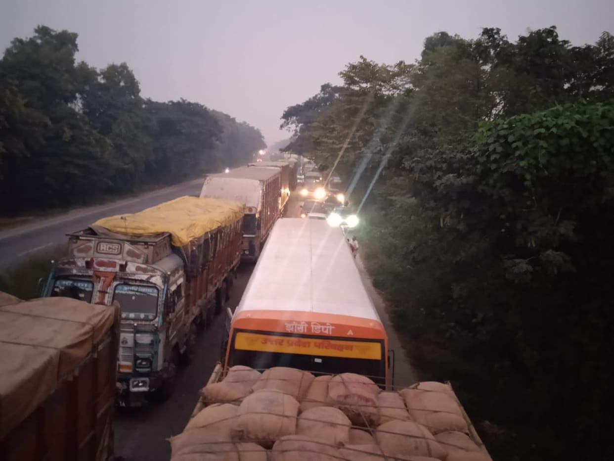Highway suddenly closed, route diverted