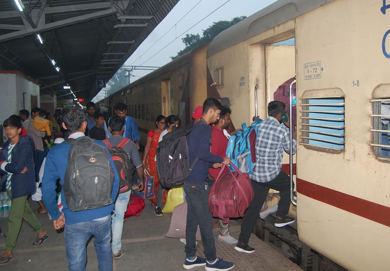 Passengers kept wandering, couldn't find ride